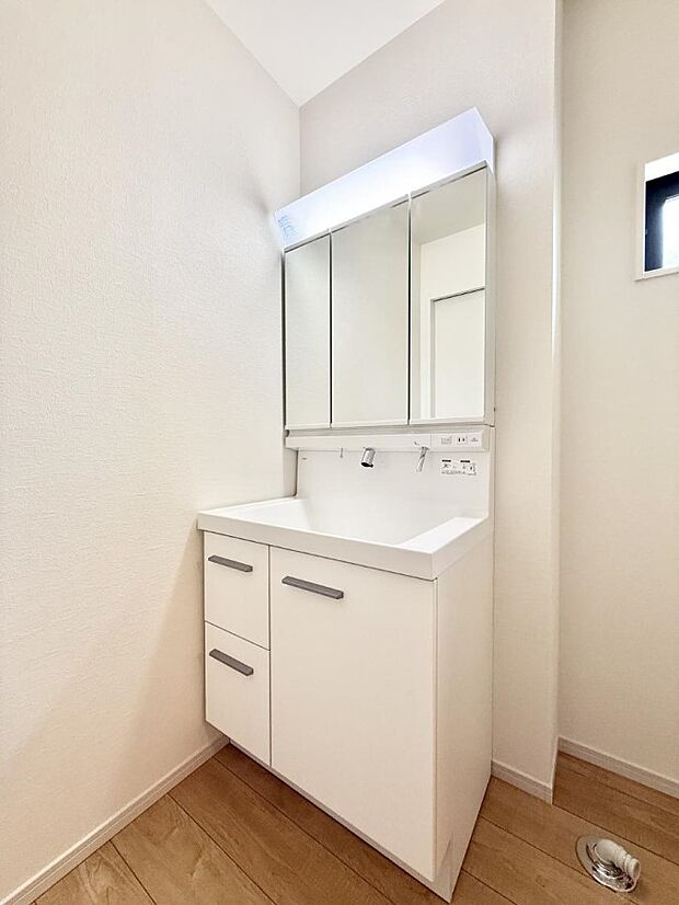 【洗面台・洗面所】■清潔感があり、気持ちよく使えます