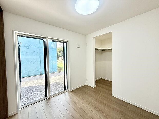 【寝室】■快適な環境で、日常の疲れを癒せる空間