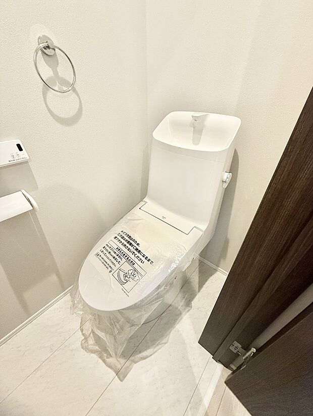 【トイレ】■毎日使う場所だからこそ、清潔感溢れる空間