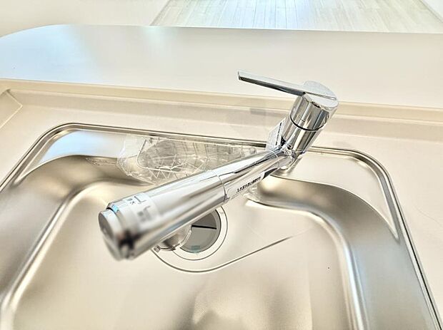 【浄水器】■清潔でおいしい水を手軽に供給してくれます