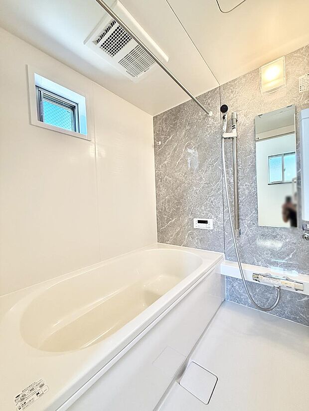 【浴室】■家族みんなが気持ちよく使える設計です