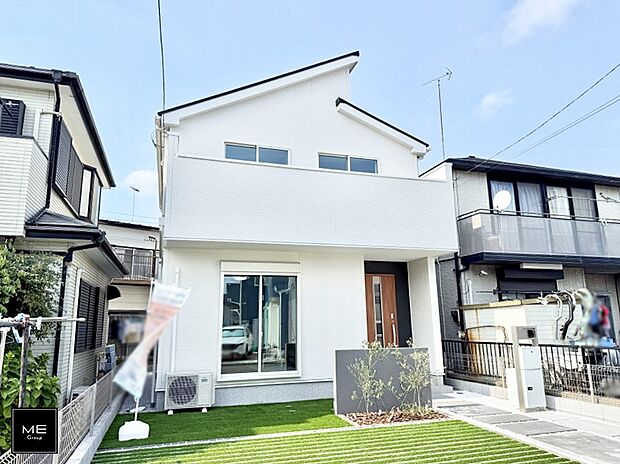 【現地外観写真】■暮らしを彩る充実した設備仕様が備わった住まい