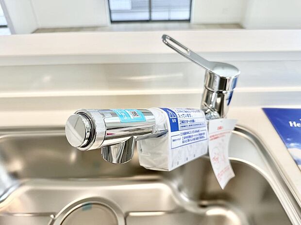 【浄水器】■不純物をしっかり除去して安心して飲めます