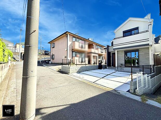 【前面道路含む現地写真】■家族みんなが笑顔で過ごせる、安心感のある住まい