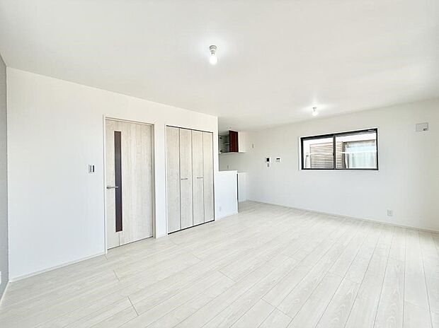 【ダイニング】■自然と心がほどける、リラックスできる場所