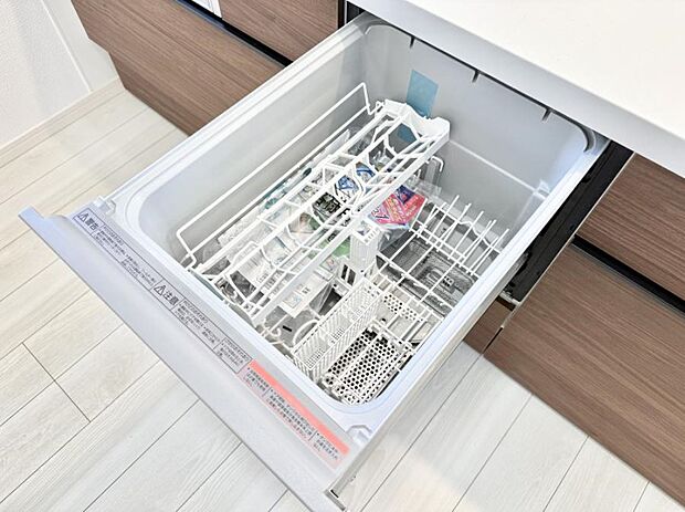 【食洗機】■手間なく洗浄!食器をピカピカに仕上げてくれます