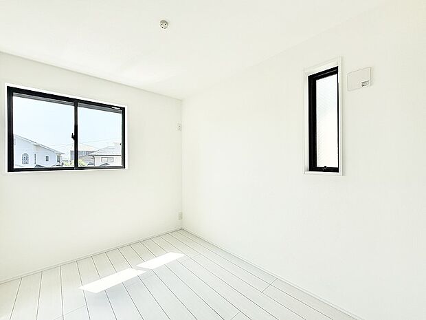 【子供部屋】■自分の好みに合わせたインテリアを整えやすく個性を反映できる場所です