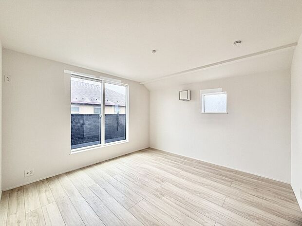 【子供部屋】■仕事や勉強のスペースに使うことで、集中しやすく静かな環境が整います