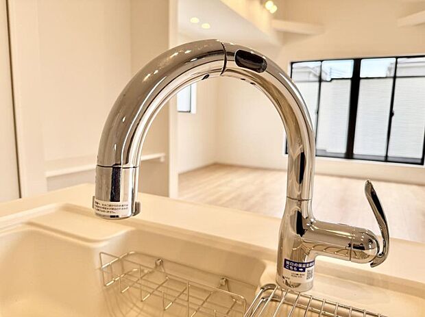 【浄水器】■不純物をしっかり除去して安心して飲めます