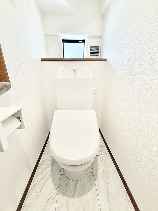 【トイレ】■毎日使う場所だからこそ、清潔感溢れる空間