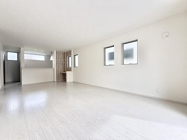 【リビングダイニング】■お気に入りの場所で、のんびりとした時間を