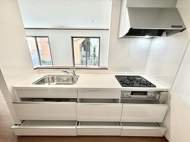 【キッチン】■シンプルで美しく心地よい時間を生むキッチン空間