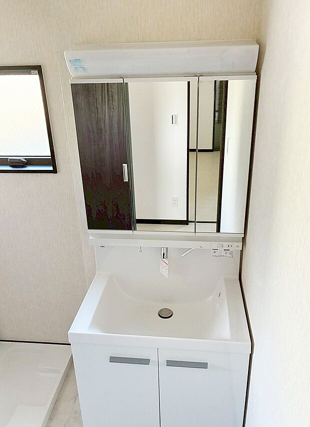 【洗面台・洗面所】■清潔感があり、気持ちよく使えます
