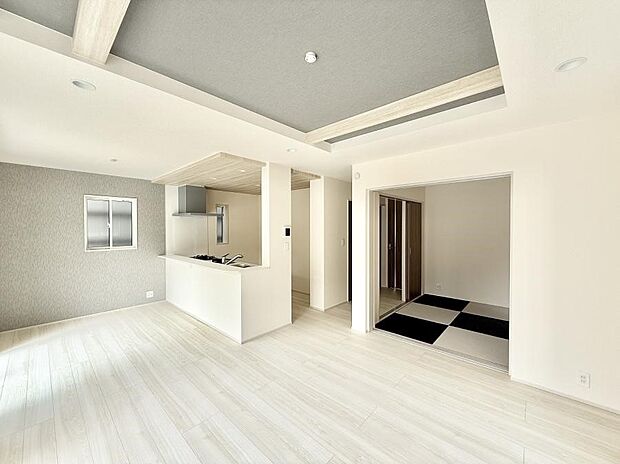 【リビングダイニング】■シンプルだけど贅沢、大切な人と過ごす心がほどける空間