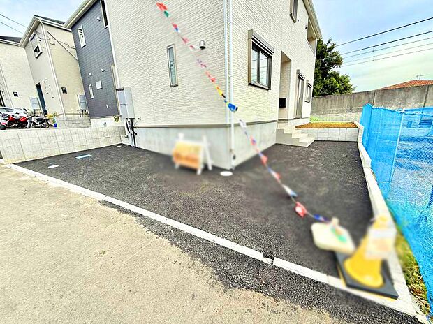 【駐車場】■快適な駐車スペースで安心