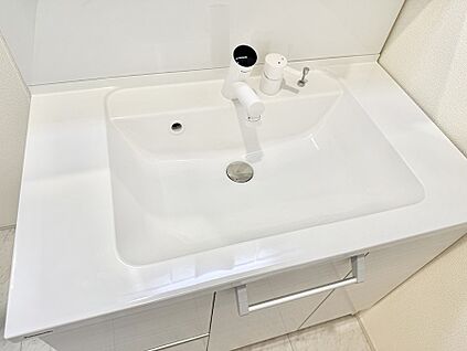 ハンドシャワー付洗面台