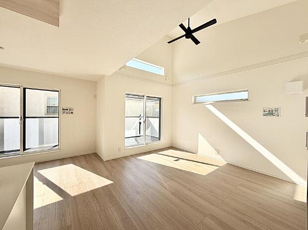 【リビングダイニング】■居心地のいい、理想のリビング