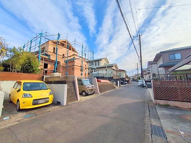 【前面道路含む現地写真】■新しい住まい、街の新しい風景