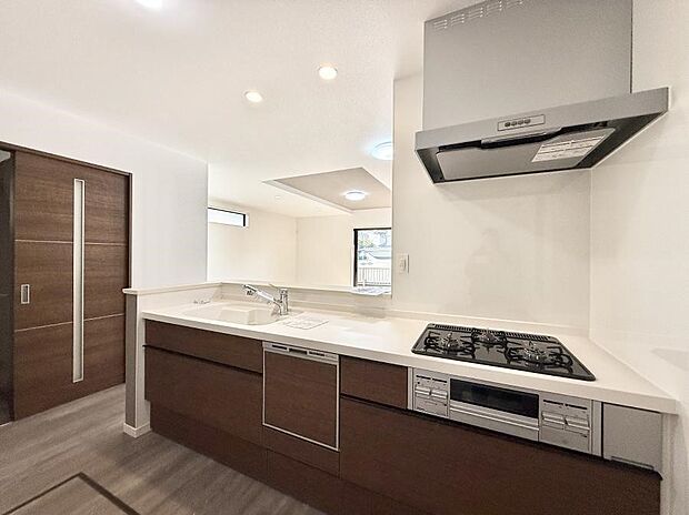 【ダイニングキッチン】■おしゃれで実用的、心ときめくキッチンデザイン