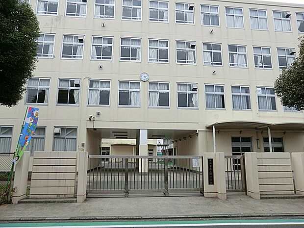 横浜市立上郷中学校(約600m・徒歩8分)