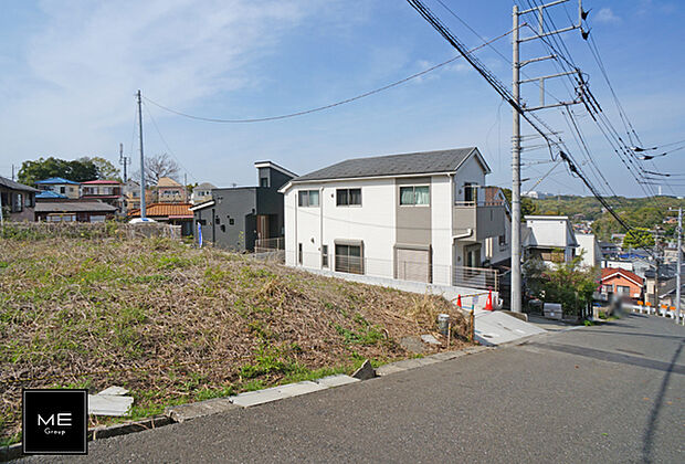 【前面道路含む現地写真】■この道を歩けば、毎日が少し特別になる