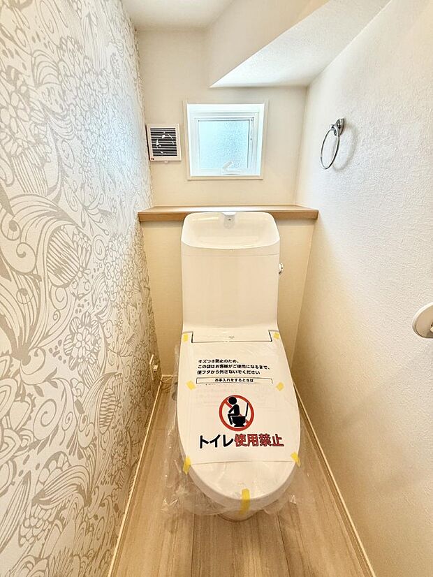 【シャワートイレ】■温水洗浄で快適、清潔感が保たれるシャワートイレ