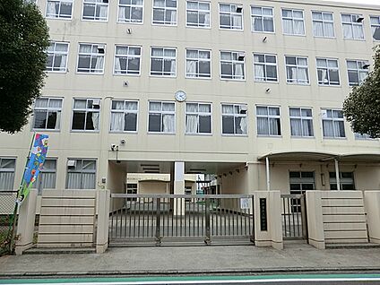 横浜市立上郷中学校 1400m(18分)