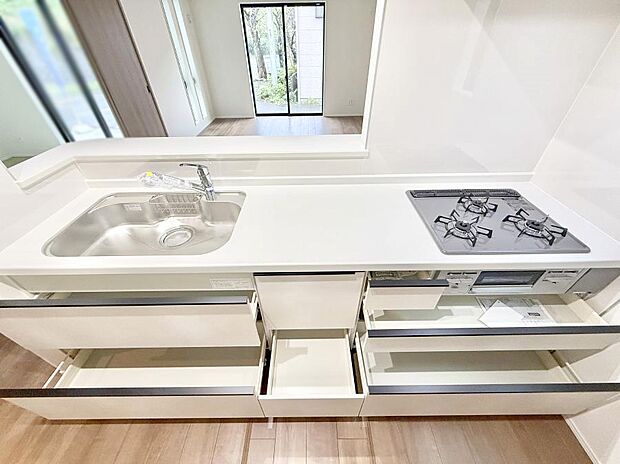 【キッチン】■料理がもっと楽しくなる、快適なキッチン空間