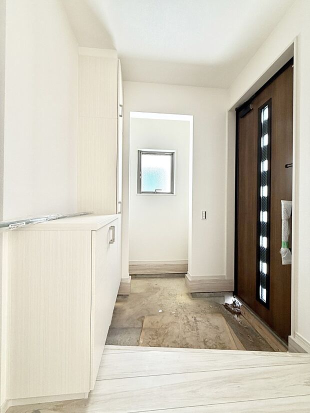 【玄関】■ ここから始まる一日、すっきり整った玄関