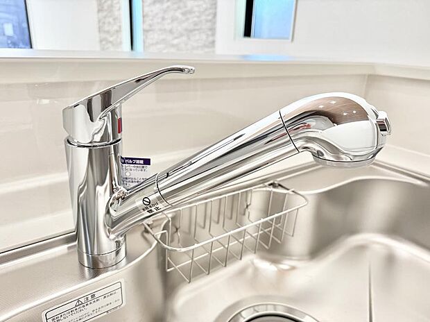 【浄水器】■清潔でおいしい水を手軽に供給してくれます