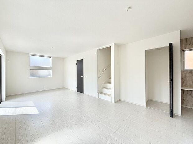 【リビング】■自然と会話が生まれる、心地よいひととき