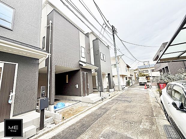 【前面道路含む現地写真】■この道を歩けば、毎日が少し特別になる