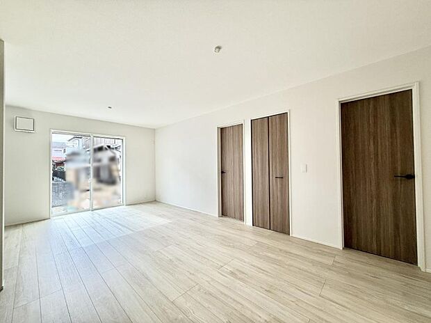 【リビング】■自然と会話が生まれる、心地よいひととき