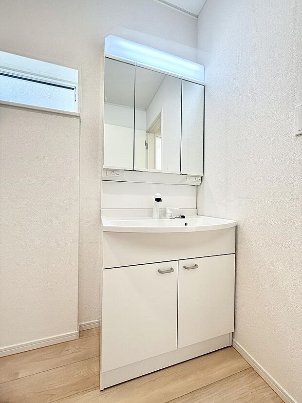 【洗面台・洗面所】■清潔感があり、気持ちよく使えます