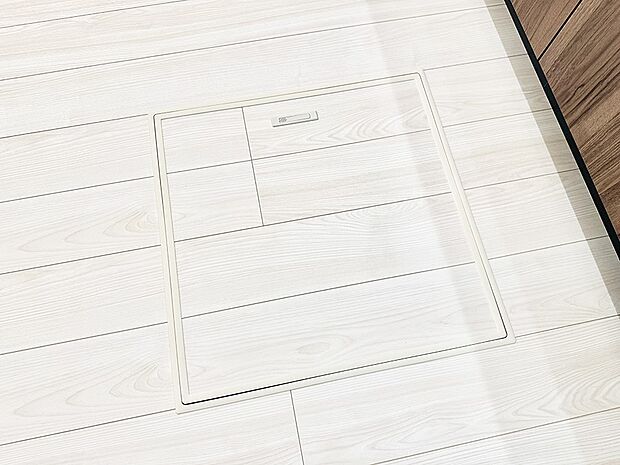 【床下収納】■隠れた収納スペースで家全体がスッキリ