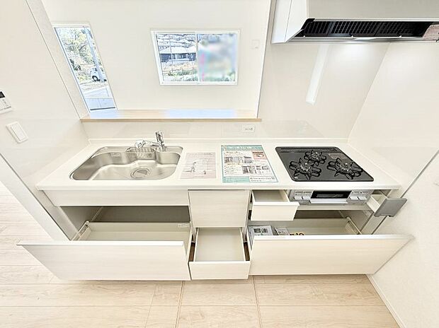 【キッチン】■美味しい時間が生まれる、笑顔あふれるキッチン