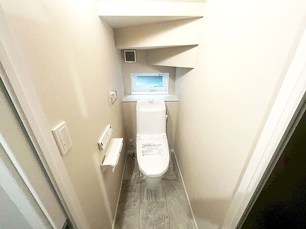 【トイレ】■毎日使う場所だからこそ、清潔感溢れる空間