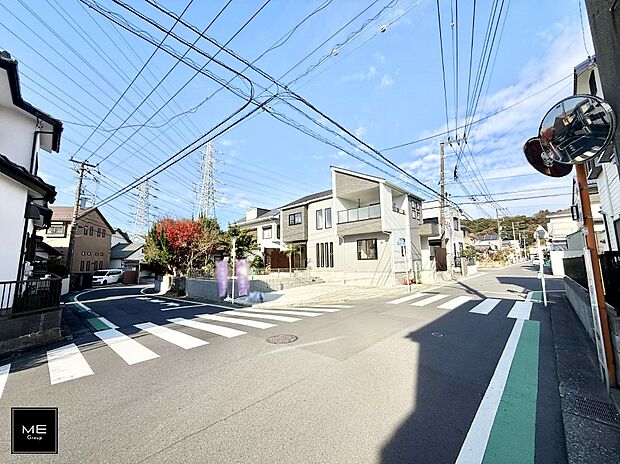 【前面道路含む現地写真】■新しい住まい、街の新しい風景