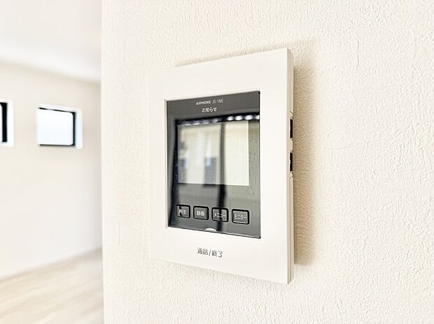 【TVモニター付インターフォン】■画面でしっかり確認でき防犯対策に最適