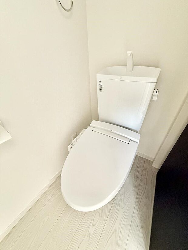 【トイレ】■使いやすさと清潔感にこだわった空間