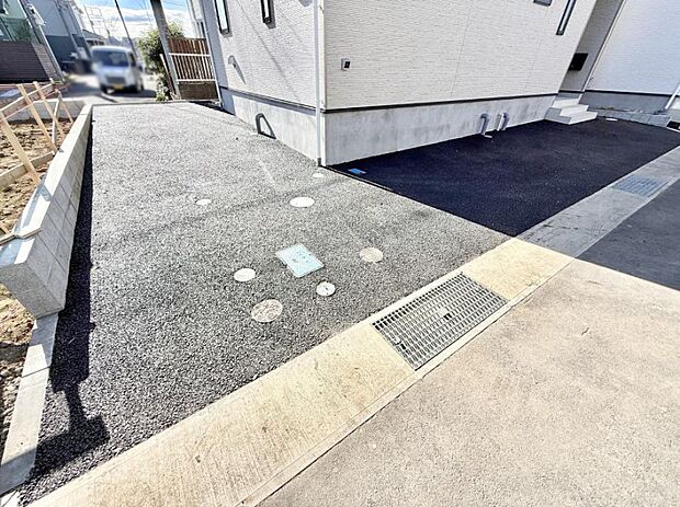 【駐車場】■カースペース有