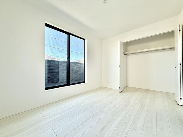 【洋室】■心地よい雰囲気が漂う落ち着いた空間