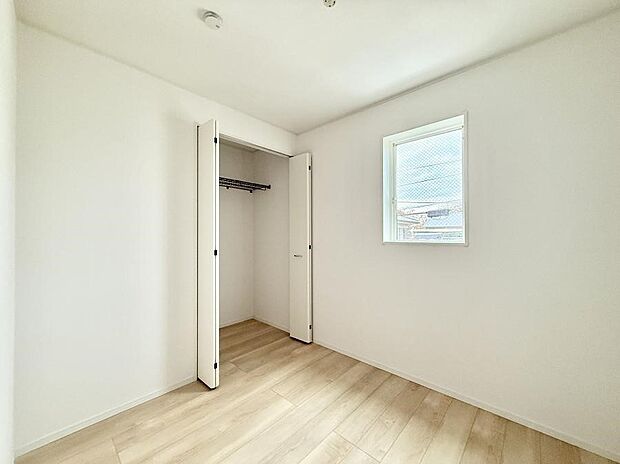 【子供部屋】■仕事や勉強のスペースに使うことで、集中しやすく静かな環境が整います