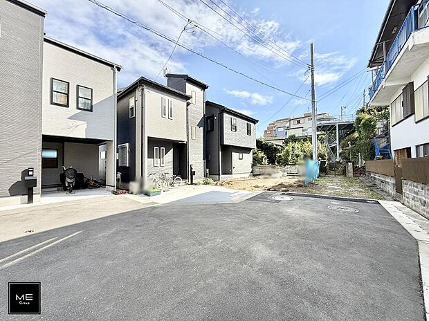 【前面道路含む現地写真】■新しい住まい、街の新しい風景