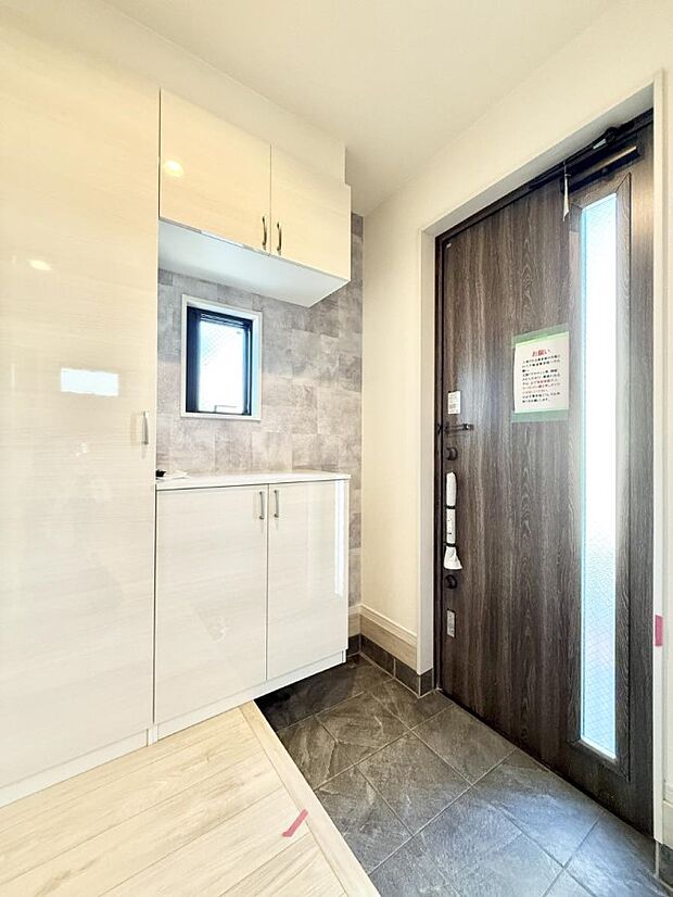 【玄関】■玄関はお家の顔!おしゃれな玄関でお客様をお迎え!