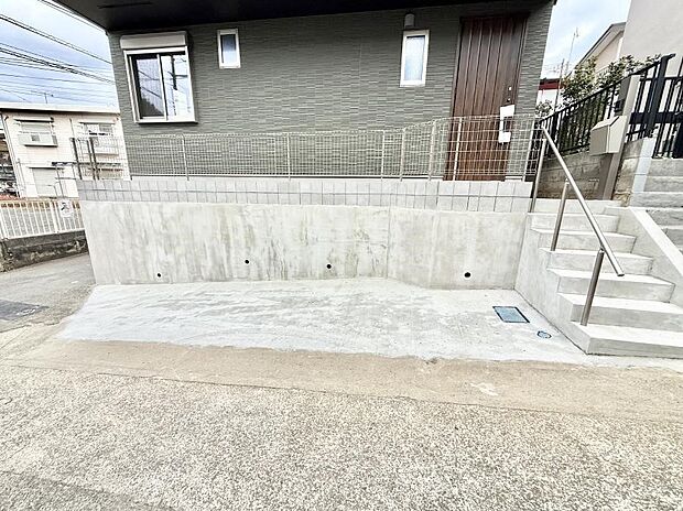 【駐車場】■自宅にカースペースがあると助かります