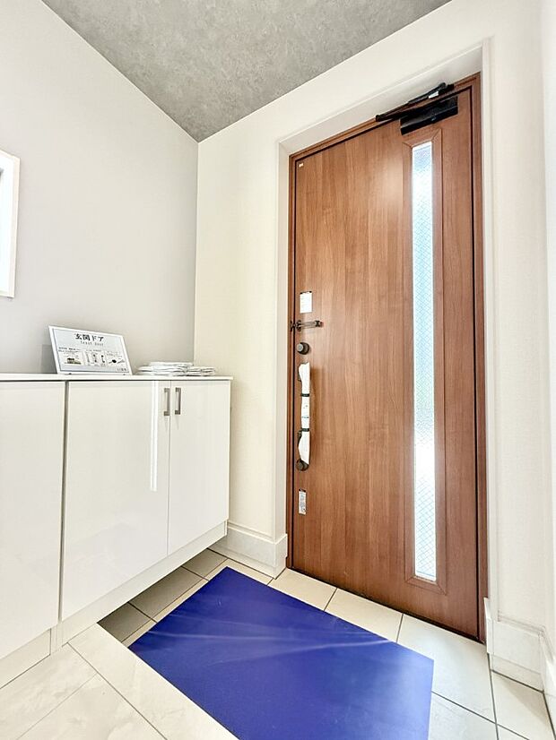 【玄関】■玄関はお家の顔!おしゃれな玄関でお客様をお迎え!