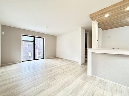 リビングダイニング