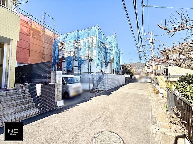 【前面道路含む現地写真】■新しい住まい、街の新しい風景