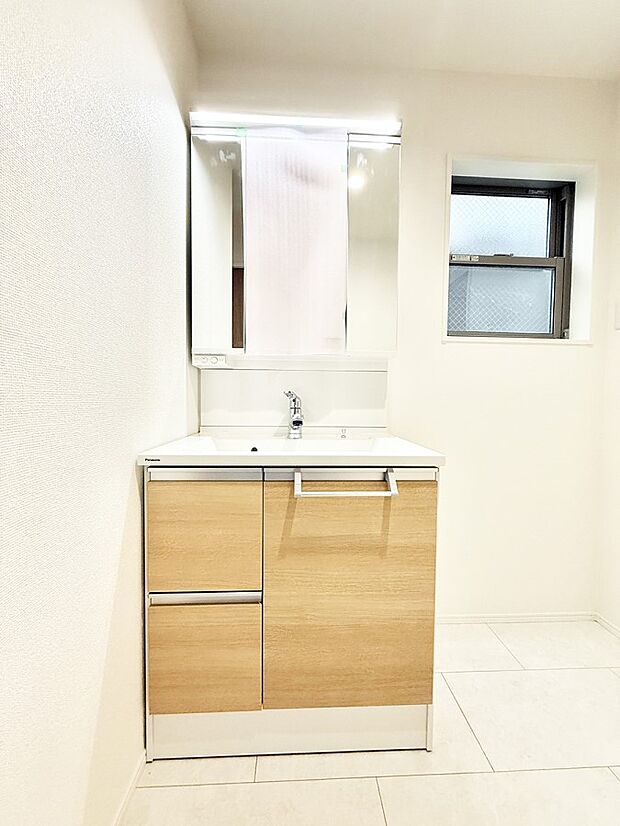 【キッチン】■シンプルで機能的、毎日使いやすいキッチン